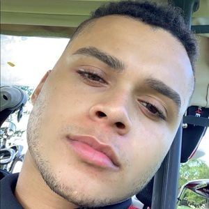 Meet your Posher, Colby